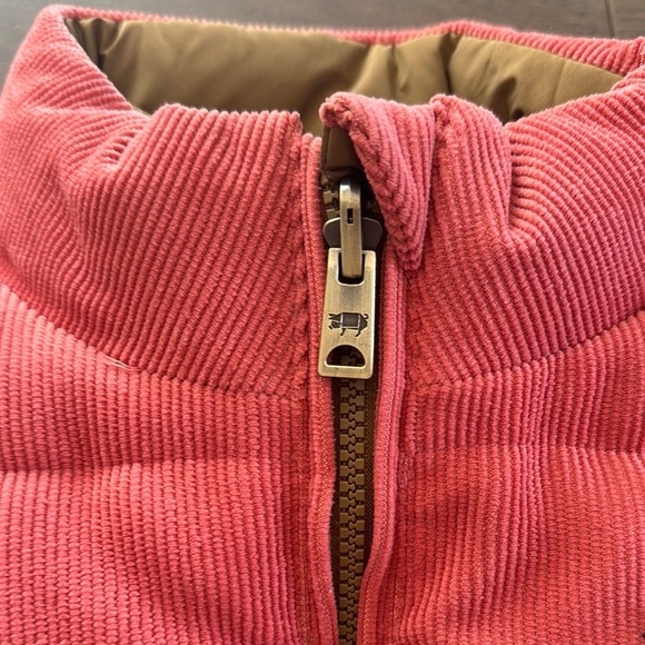 TÖASTIE
Reversible Vest | Pink - Picture 6 of 10